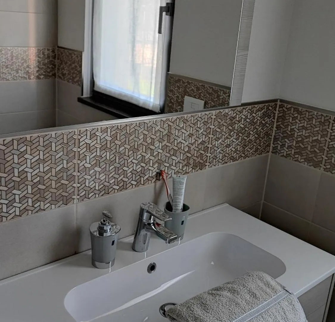 Apartment Fabyshouse Appartamento In Villa Lallio