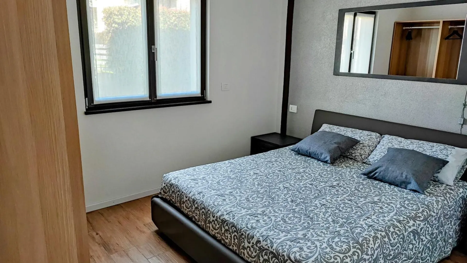 Fabyshouse Appartamento In Villa Lallio 0*,
