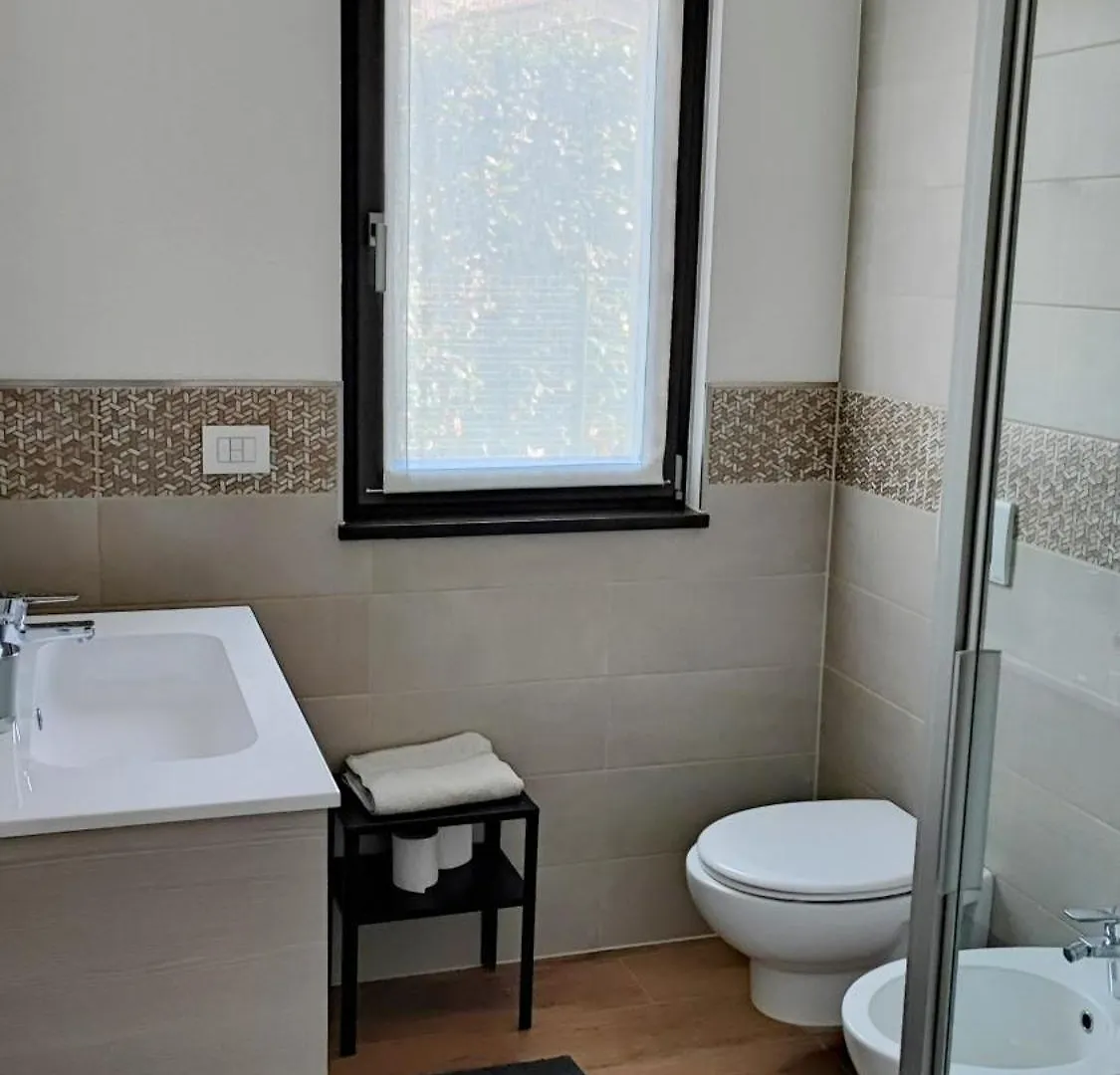 Fabyshouse Appartamento In Villa Lallio Apartment